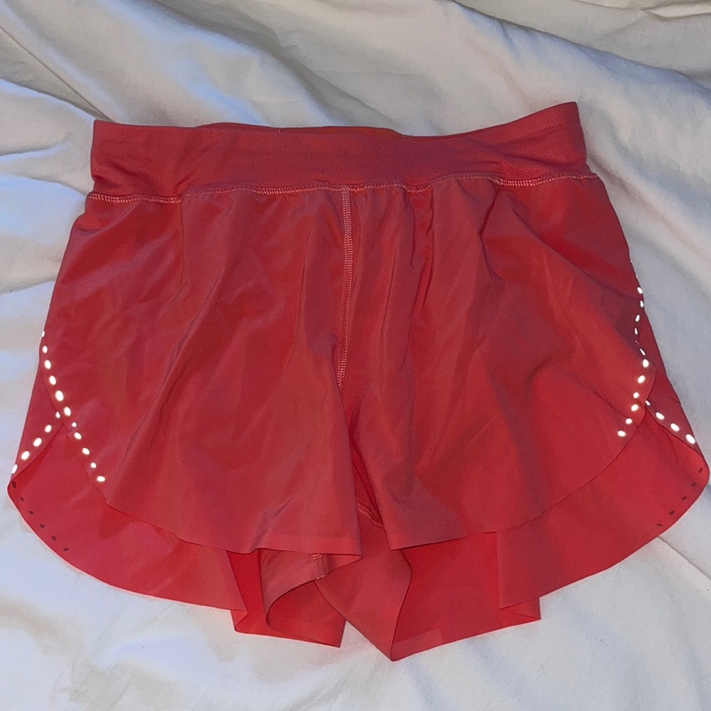 Lululemon Find Your Pace shorts